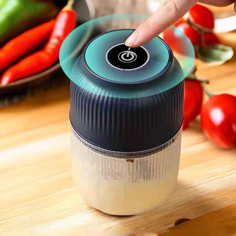 Electric Garlic Chopper, 4 Sharp Blades，Portable Veggie Chopper, 300ML Garlic Grinder Masher Onion Chopper, Blender to Vegetable, Cordless Food Processor for Ginger, Chili, Fruit, Meat, Spices, Beans, Etc